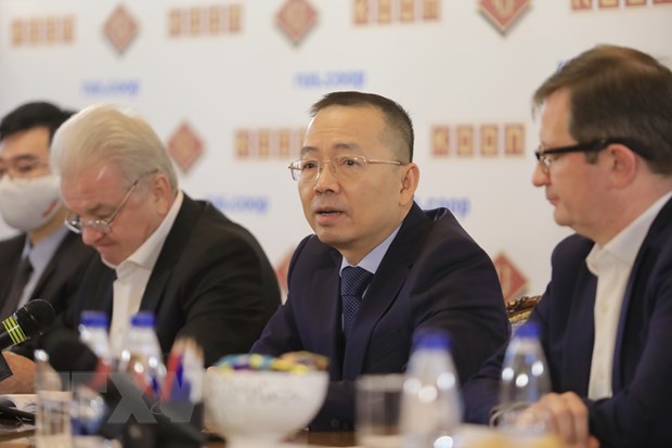Le Vietnam et la Russie renforcent la coopération dans la lutte contre le COVID-19